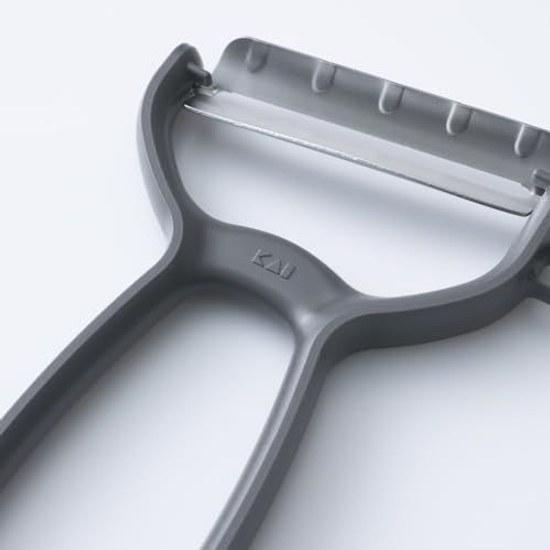 KAI Simple Peeler DH8008