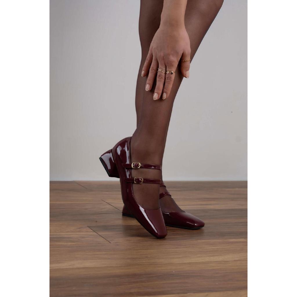 Short Heeled Blunt Toe Two-arched Shoes Black Patent Leather