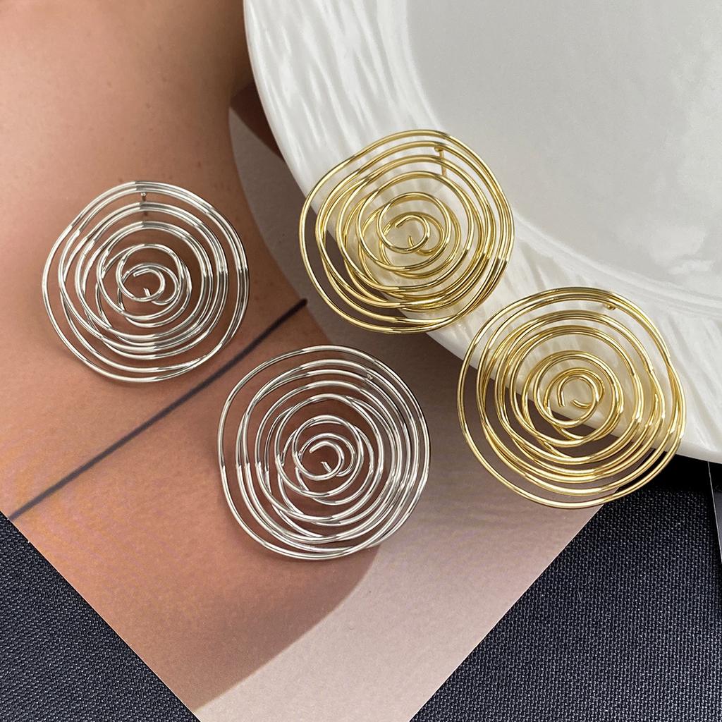 Hollow Irregular Twisted Round Women's Geometric Silver Exaggerated Versatile Earrings