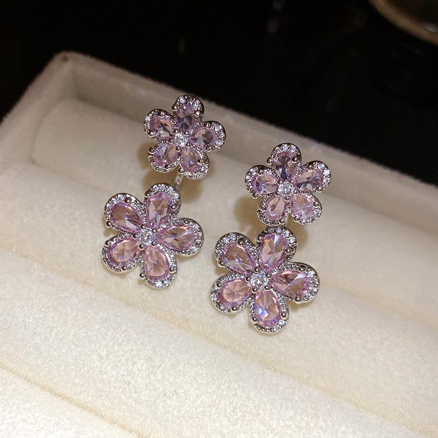 

Silver needle zircon flower pendant earrings retro sweet temperament earrings light luxury high-end earrings design sense niche