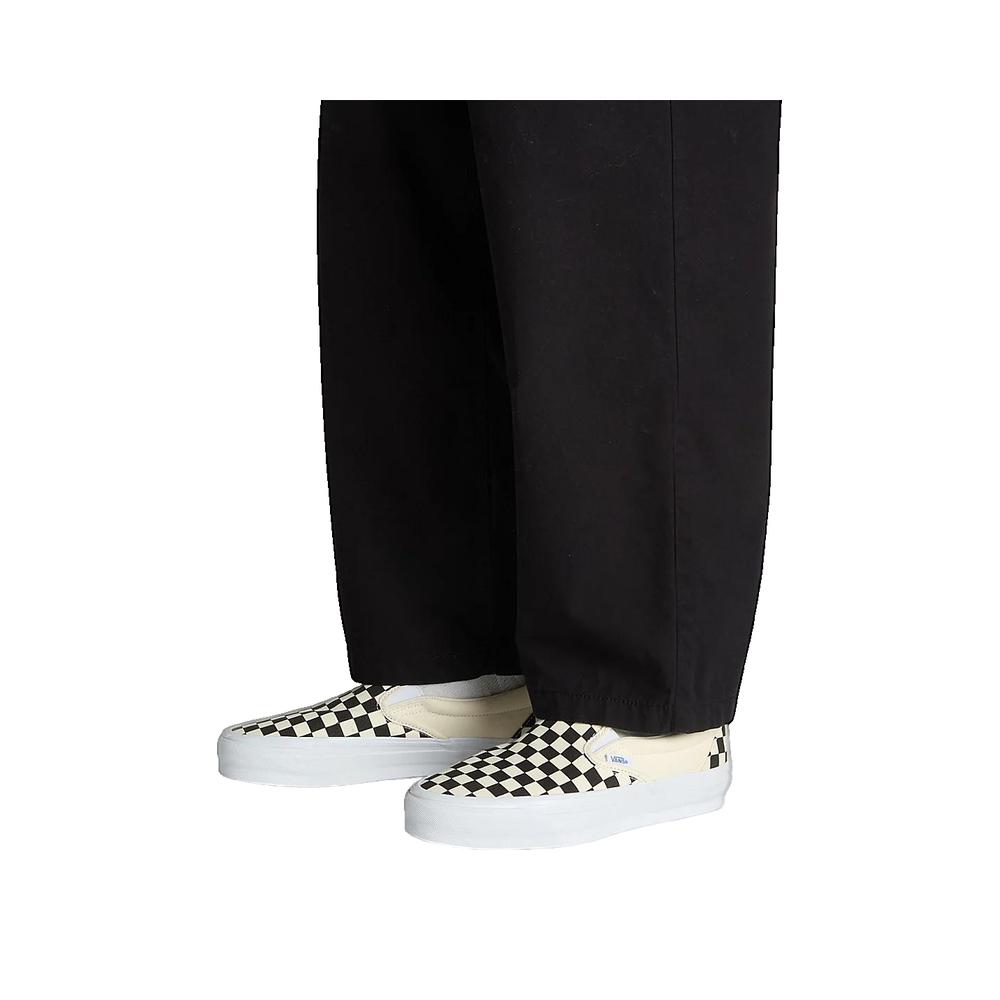 Slip-ons Vans Classic Slip-On LX