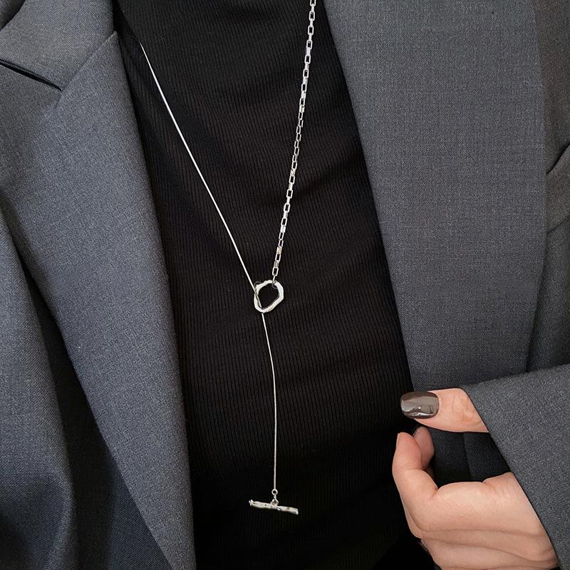 European & American Style Double Happiness Knot Necklace - Cold Style Retro Adjustable Sweater Chain for Women