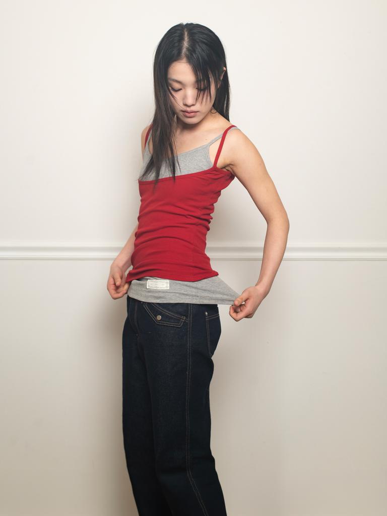 Onseuka Easy Open Back Sleeveless (Red)