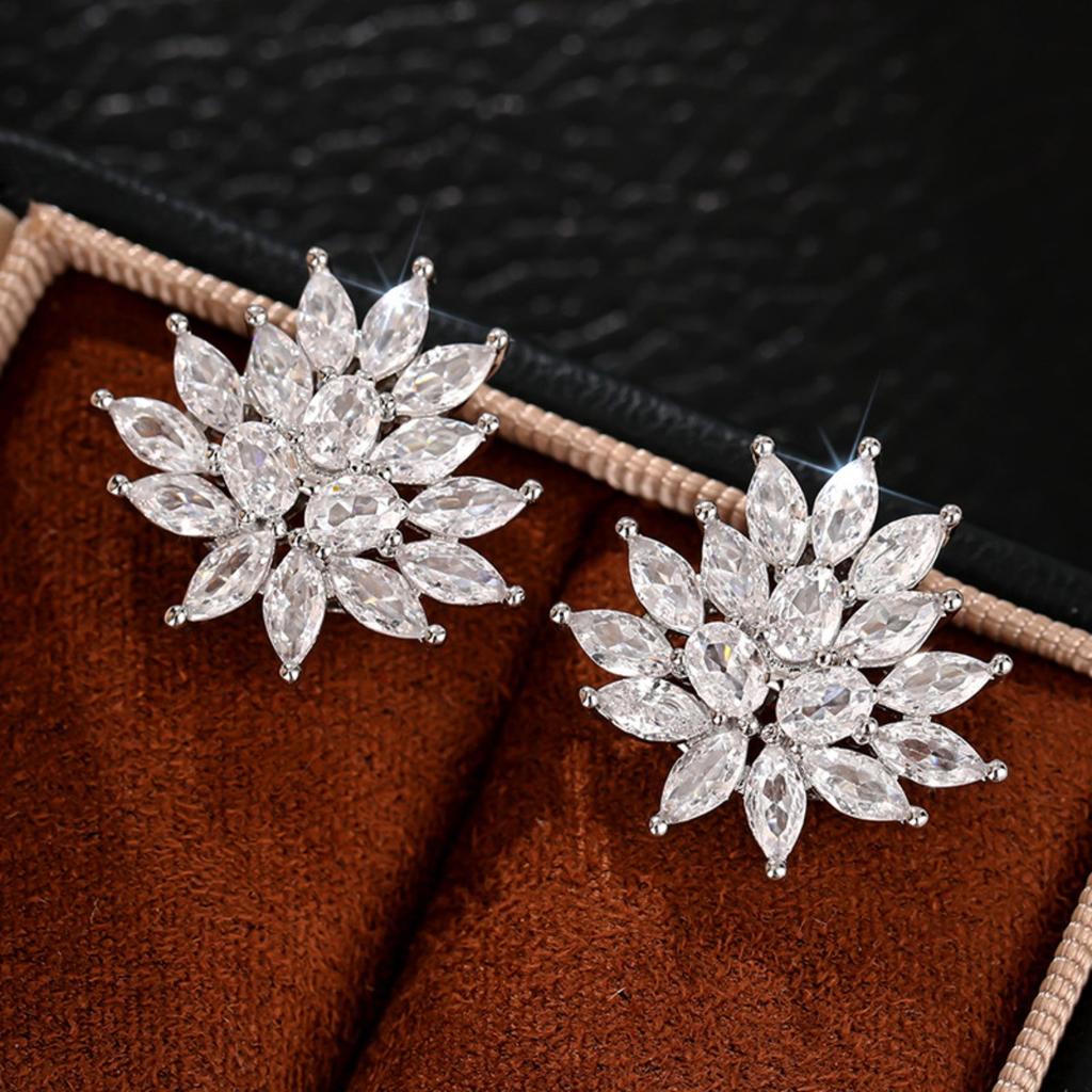 Marquise-Schliff Florale Zirkon-Ohrringe Zierliches Nischen-Design Ohrringe