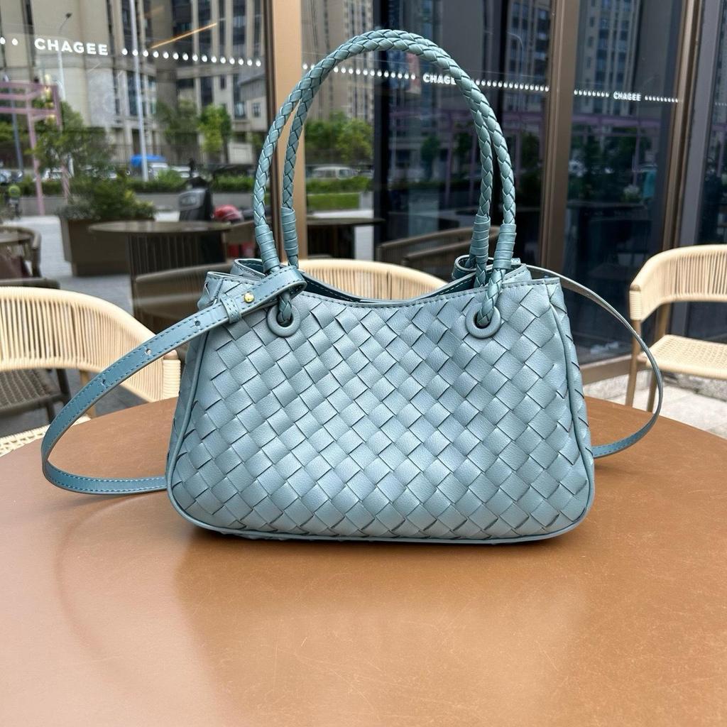 Small Niche Luxury Style New High-quality Vegetable Basket Tote Bag Single Shoulder Commuting Large Capacity Woven Bag Hand-held Diagonal Cross Bag