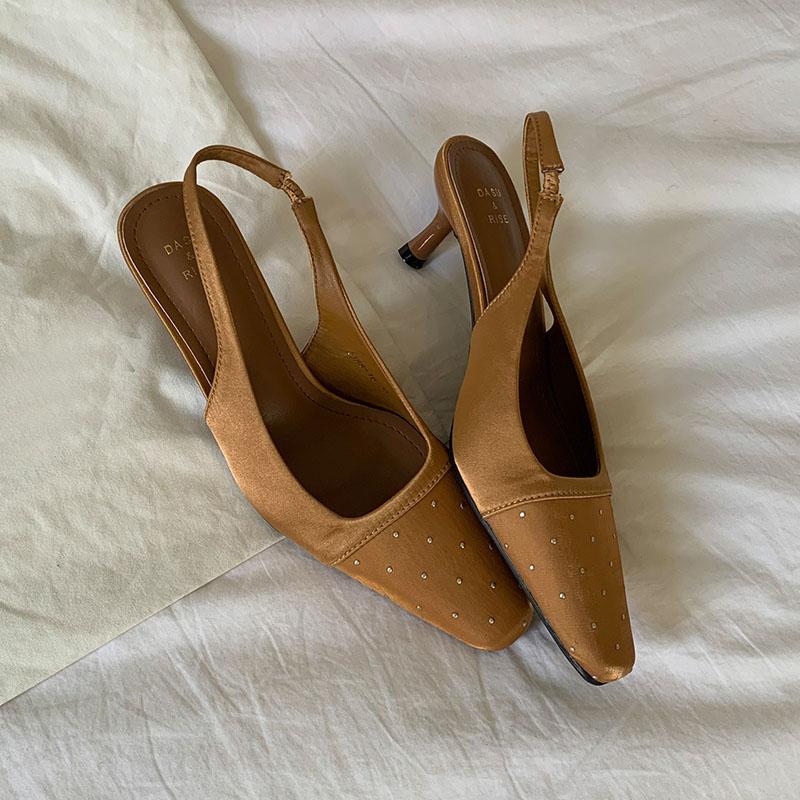 Fashion Fashion Metal Rivet Pumps Women Medium Heels Shoes Female Slingbacks Square Toe Footwear Shallow Ladies Heels Sandals Shoes