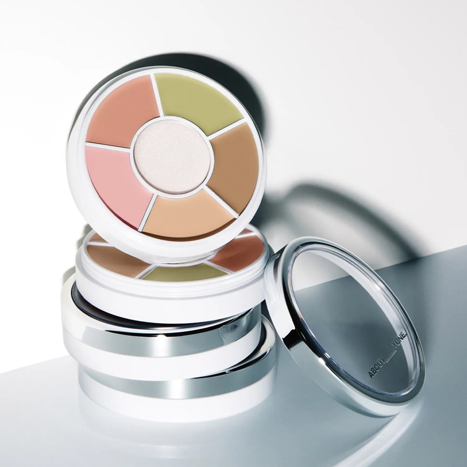О ПРОДУКТЕ Designing Multi Palette 6,5 г 01 Базовый 6.5g