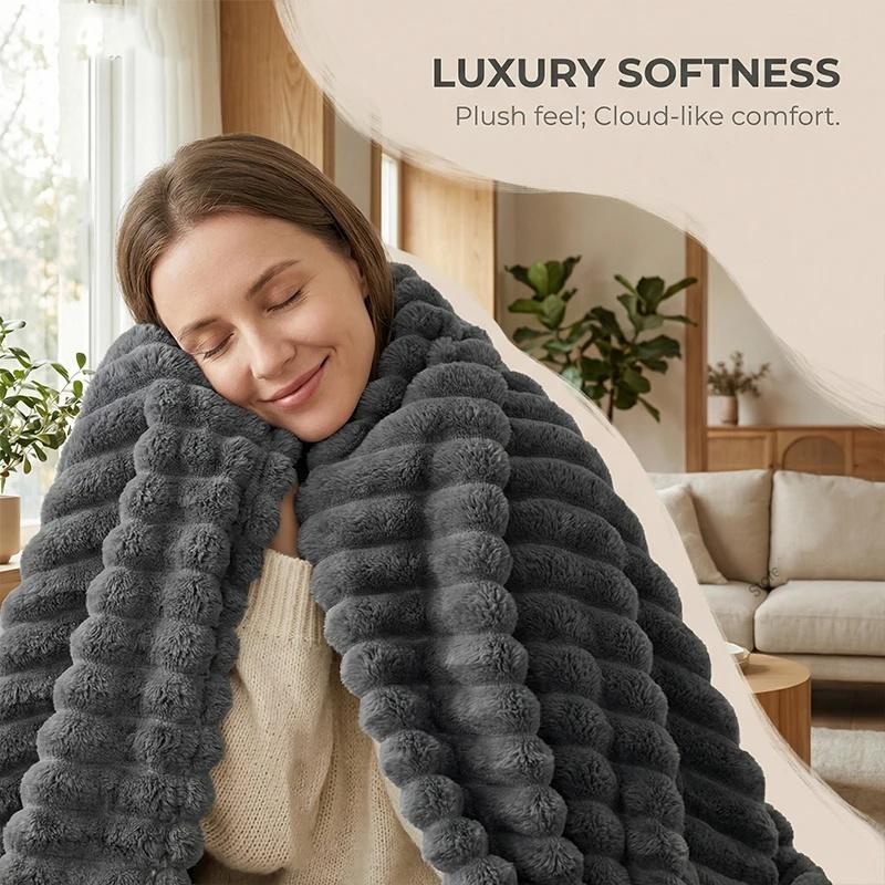 Multi-functional Throw Blanket Cool Summer Quilt Velvet Warm Blanket Flannel Multifunctional Blanket Sofa Throw Cover