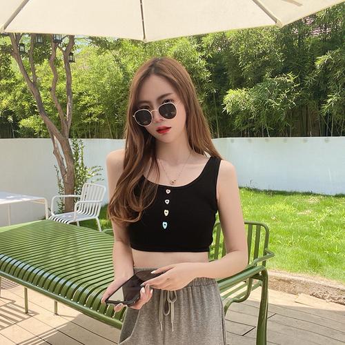 

Носят сексуальную кофточку в рубчик внутри, женщины носят модный уличный короткий сексуальный сладкий тонкий топ на пуговицах L чёрный