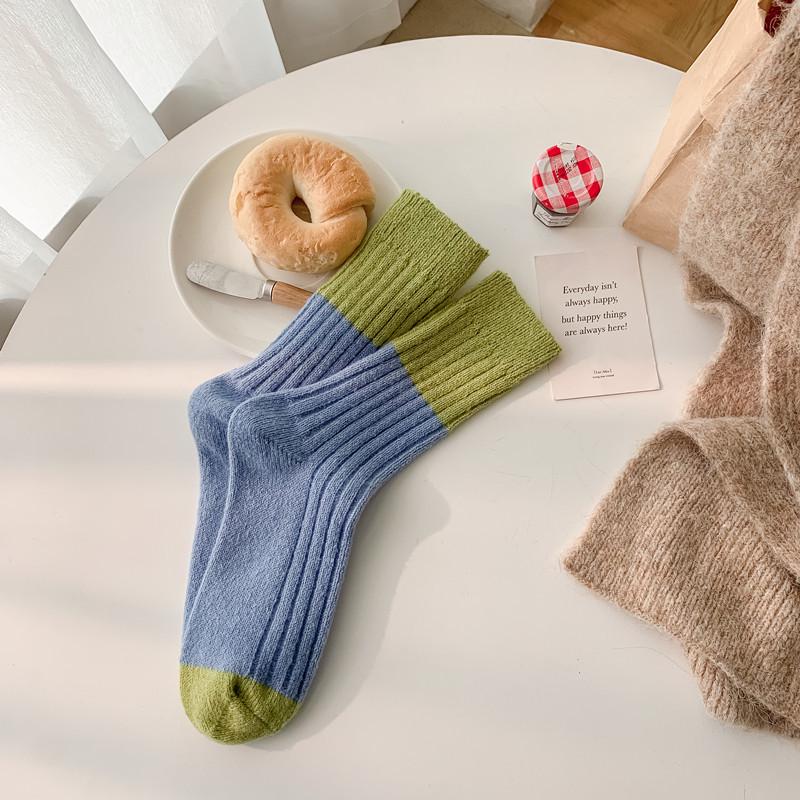 Women's Retro Japanese Thick Color Block Mid-Tube Socks - Warm Pile-Up Long Socks for Autumn & Winter