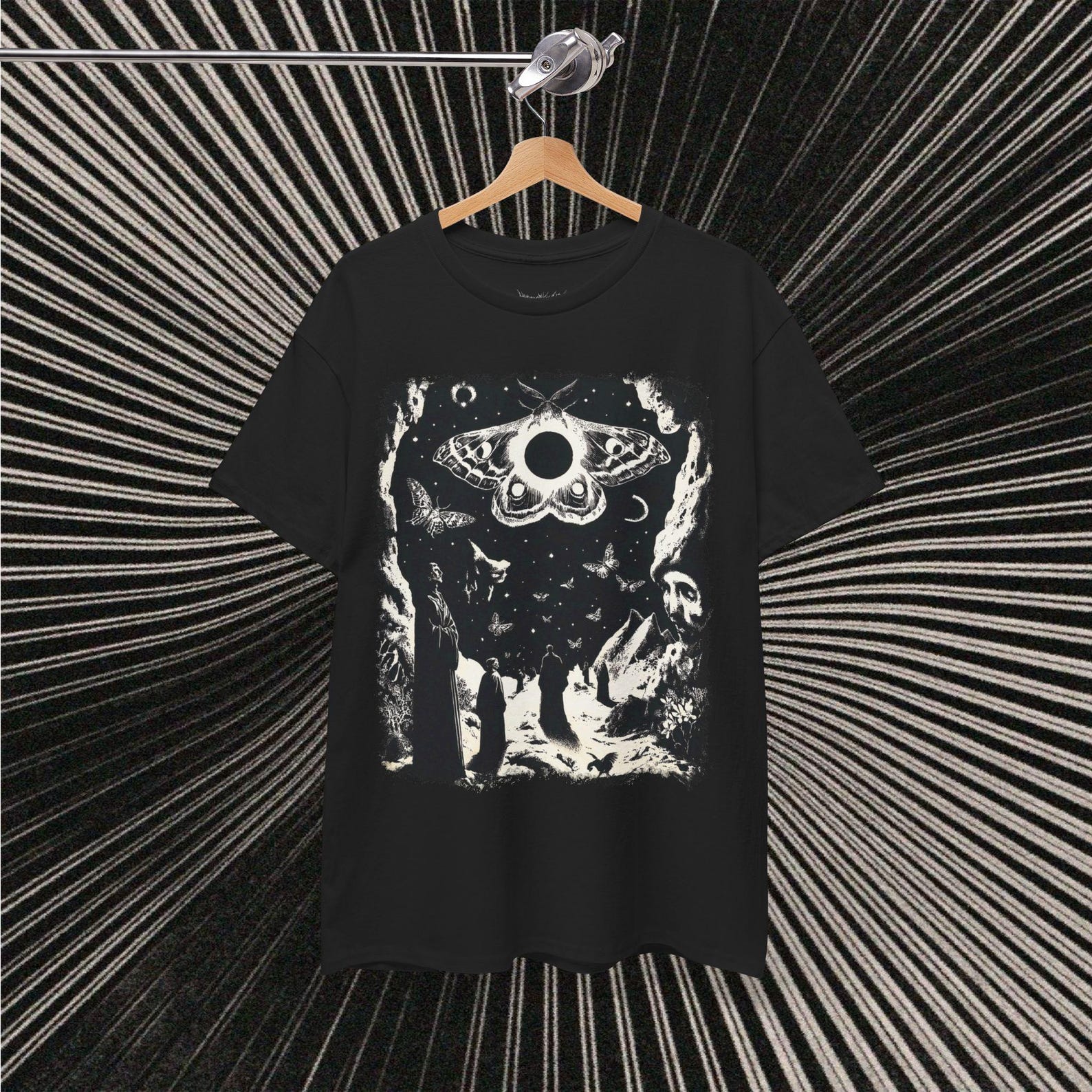 Psychedelic Butterfly Graphic Tee: 70s Style Trippy Witchy Top XL