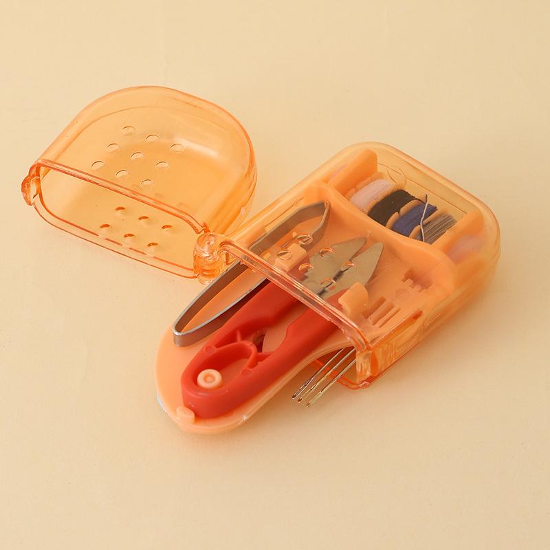 Exquisite and Portable Mini Travel Macaron Color Plastic Household Sewing Box Kit Needle Thread Scissors Sewing Tool