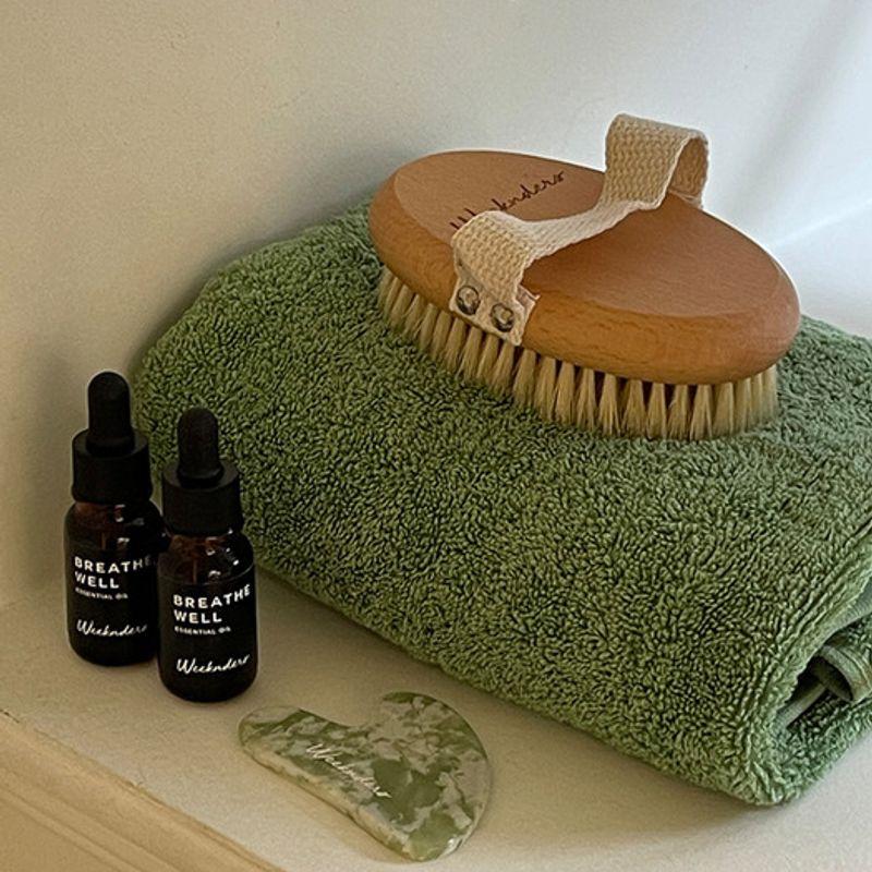 

Weeknders Aroma Essential Oil Gua Sha Set - Breath Well 10ml