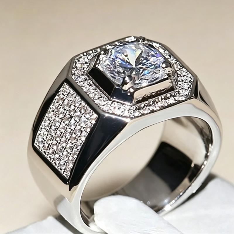 Fashionable trendy men’s zirconium ring men’s jewelry export-oriented hot seller cross-border ring wholesale.