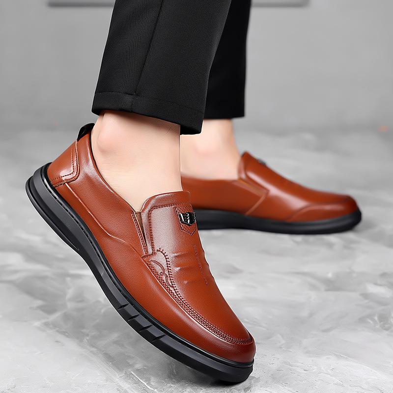 Leather Shoes Men's Autumn New Business Casual Shoes One-pedal Driving Shoes Soft Sole Non-slip Middle-aged and Elderly Father Shoes