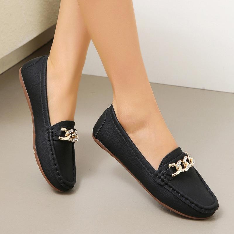 Spring and Autumn Women's Round Toe Low Heel Metal Chain Casual Shoes