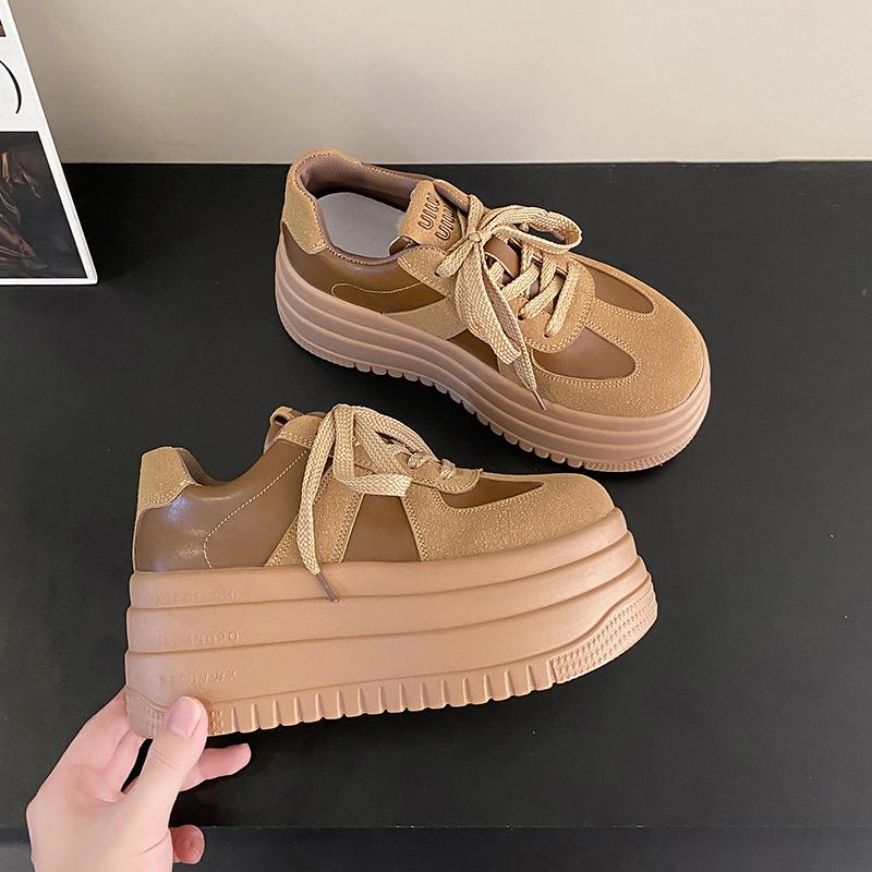 Mode 7CMDamen Freizeitsportschuhe Absätze Hohe Plateau-Sneakers Keilabsatz Höhenerhöhendes Schuhwerk Leder Leopard Bequeme Klobige Sneakers