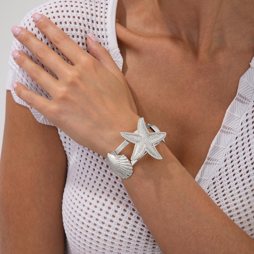 SHIXIN Bohemian Starfish Scallop Open Bangle for Women Fashion Smooth Metal Cuff Bracelet Hand Decoration Summer Beach Jewelry