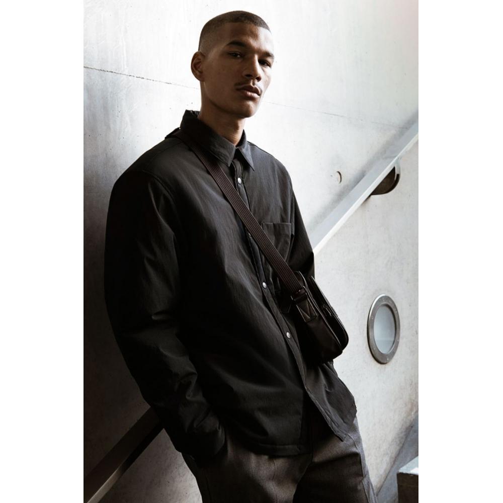 

HM Regular Fit Padded oversHirt Black M