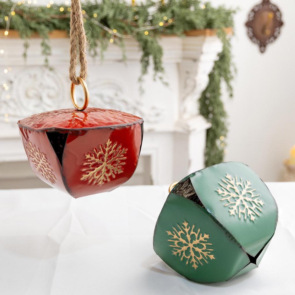 European Vintage Wrought Iron Snowflake Bell Pendant Christmas Decoration