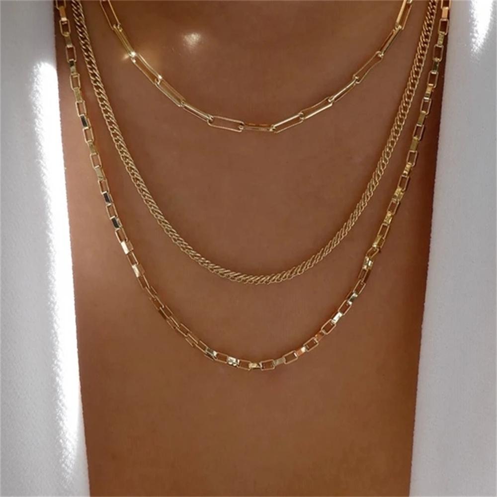 Classic Gold Multilayered Necklace for Women Vintage Silver Geometric Pendant Necklaces Butterfly Choker Jewelry