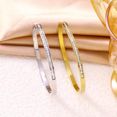 Armbänder – Manschettenarmbänder