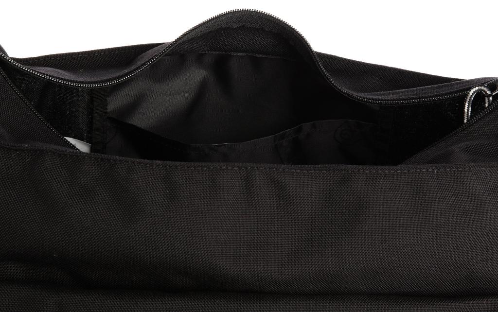 Outdoor Products 61512 Cordura Nylon Umhängetasche, Wickeltasche, A4-Format passt, Schwarz