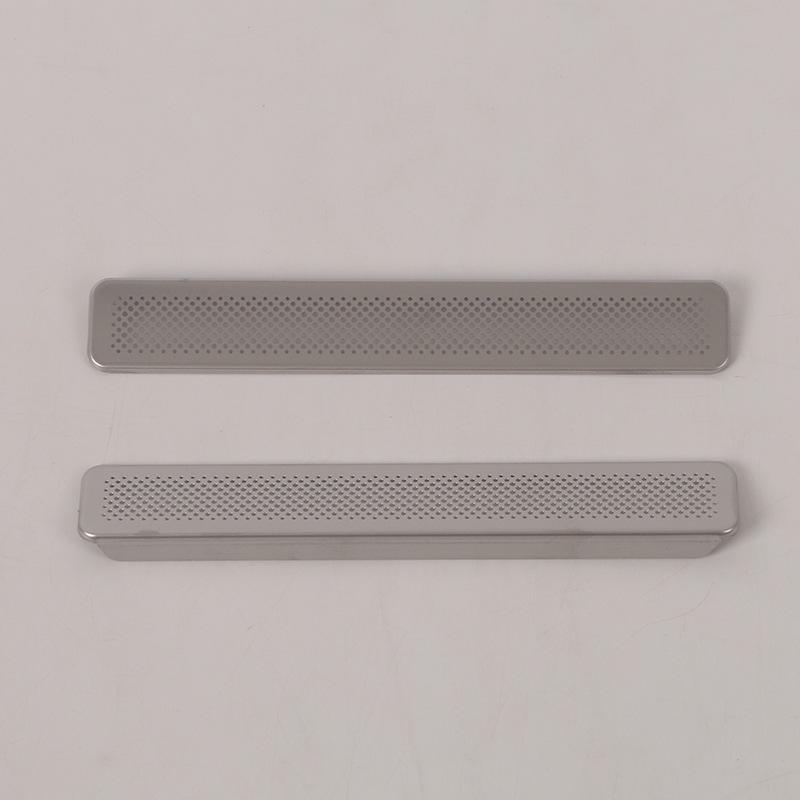 

Geely 23 Boyue L пылезащитная панель для динамика под сиденьем