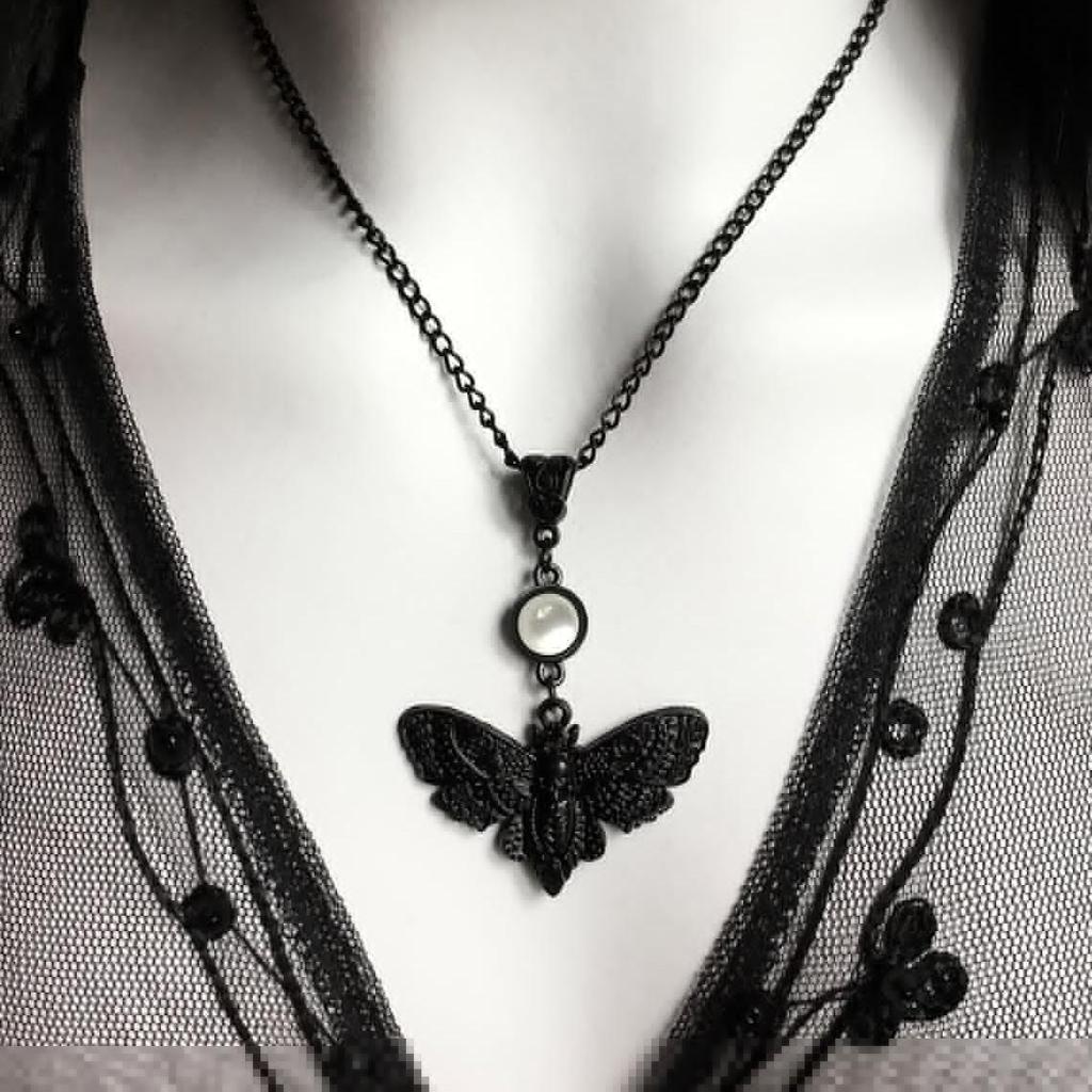 Gotische Adlermotte Anhänger Halskette Mit Legierung Tier Design Für Halloween Geschenk