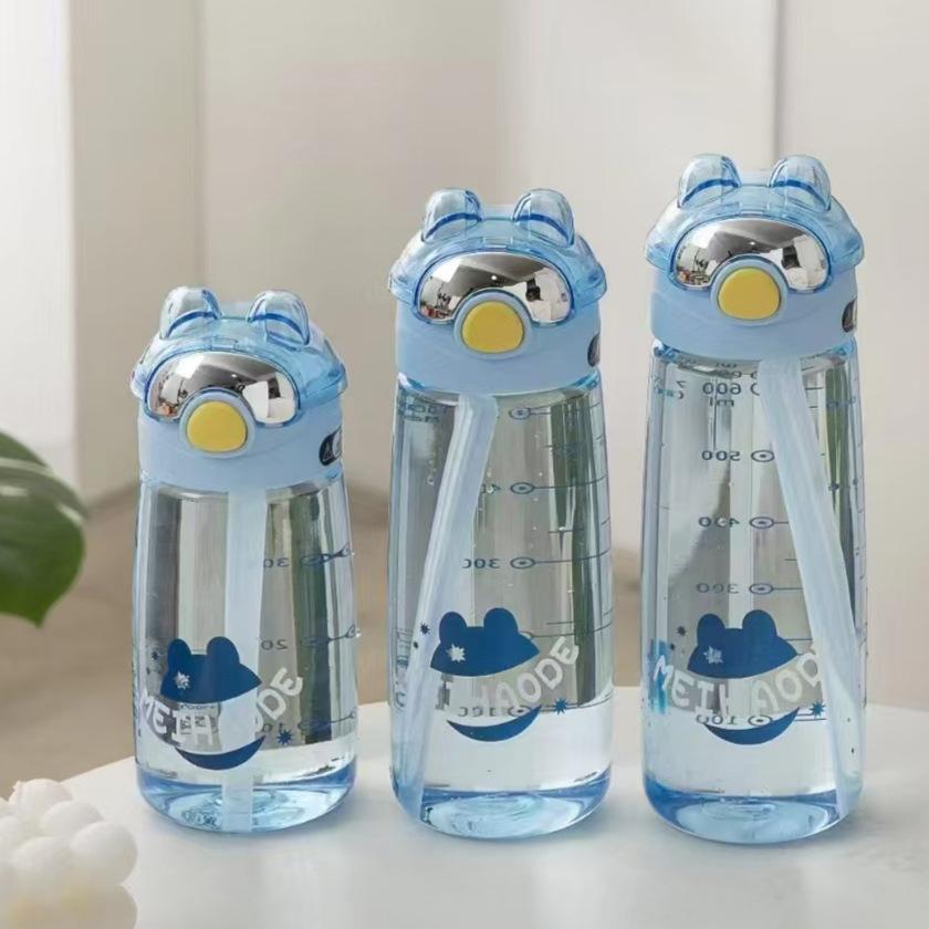 Water bottle Fortis new student sports cartoon water cup modern simple student large capacity straw plastic cup single layer