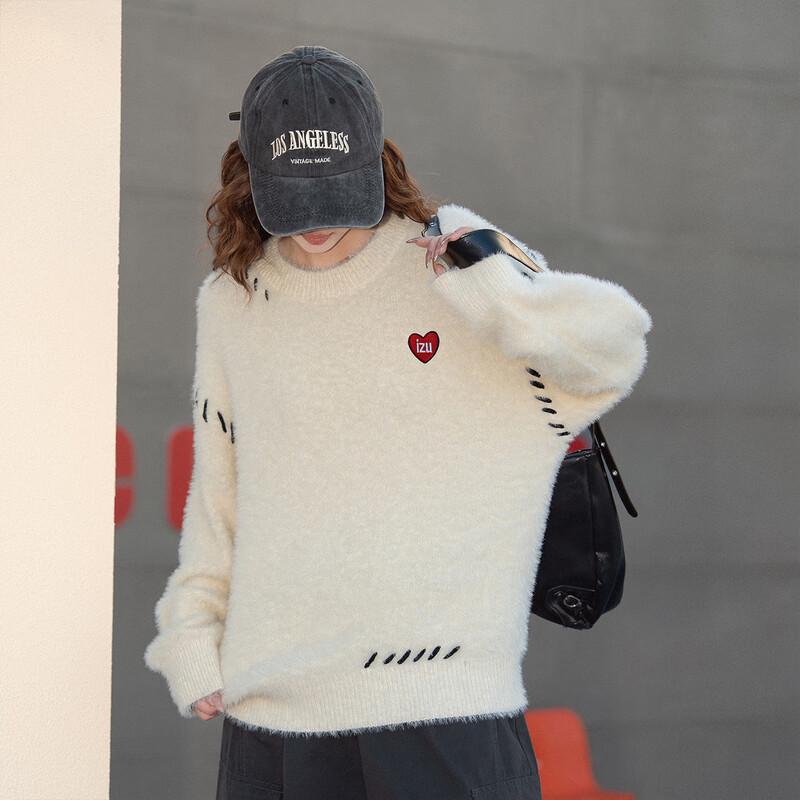 Izzue i.t Women's Love Heart Pattern Loose Round Neck Sweater