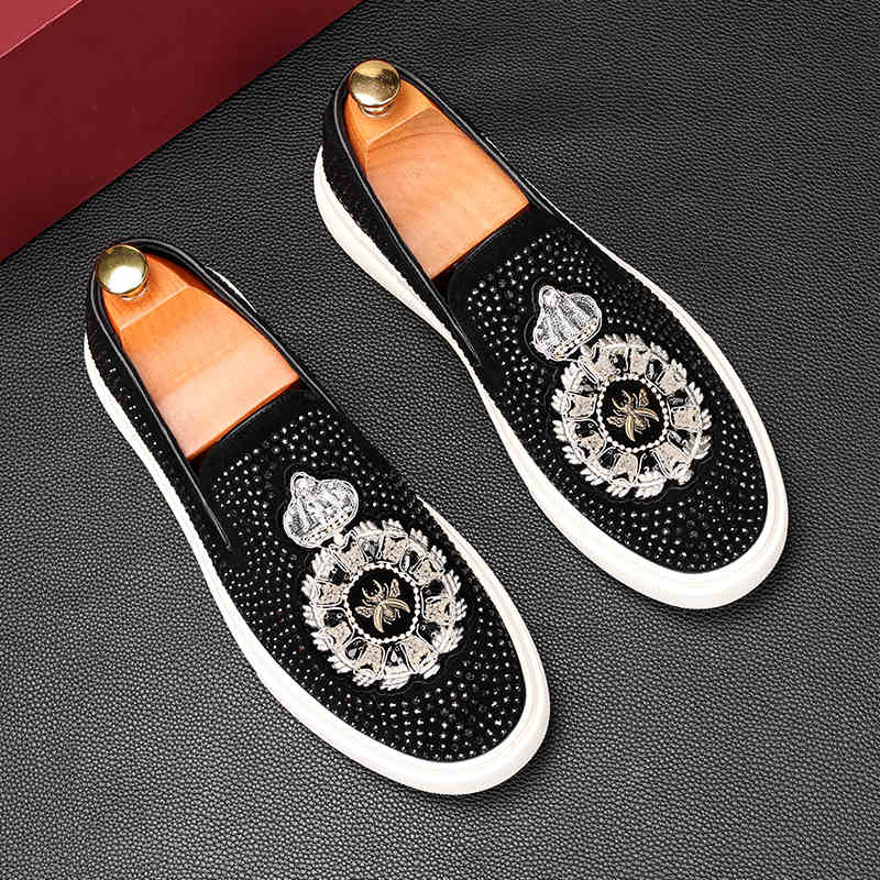Fashion New Luxury Designer Men's Fashion All Match Platform Embroidery Rivet Causal Shoes Flats Male Rock Punk Loafers Zapatos Hombre