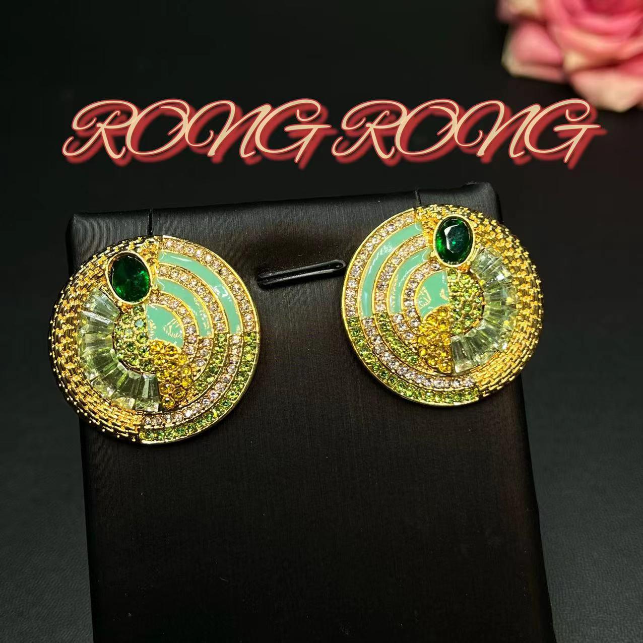 

Элегантные винтажные французские серьги-пусеты с драгоценными камнями и бриллиантами