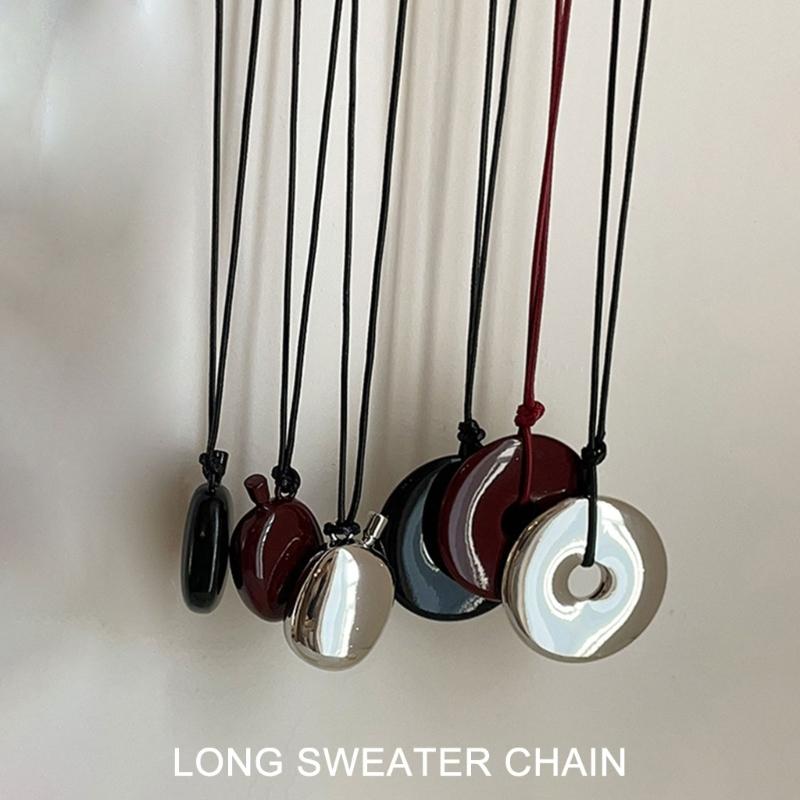 Modische Aventurin Schnalle Anhänger Halskette Accessoire mit verstellbarer Länge Lederband für Männer und Frauen täglicher Gebrauch