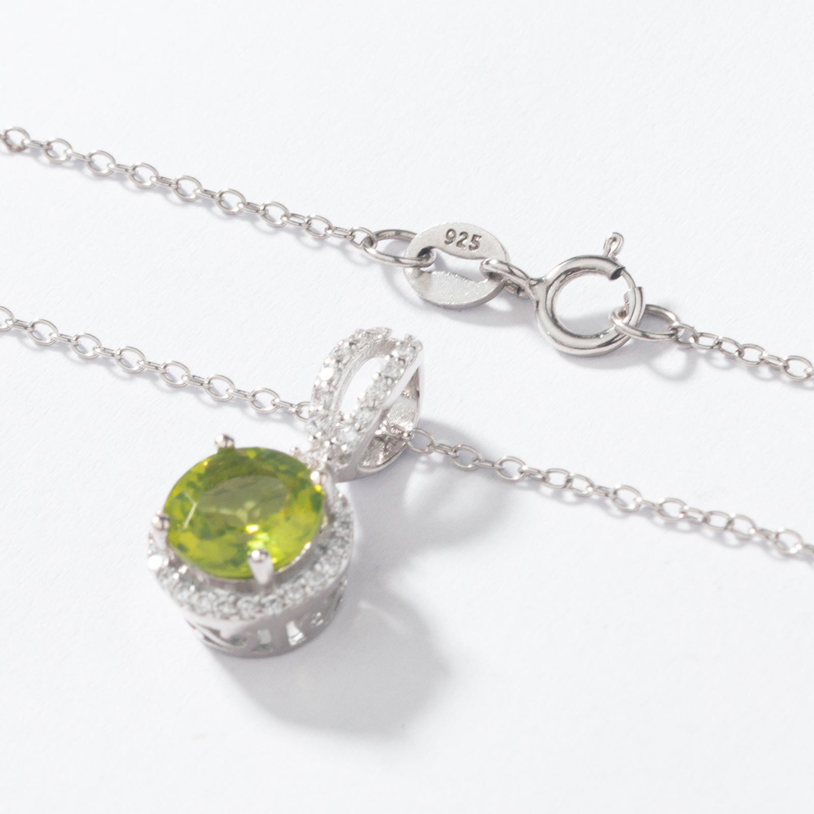 

Колье из стерлингового серебра 925 пробы с перидотом и цирконом и подвеской с микропаве из белых сапфиров зелёный/перидот