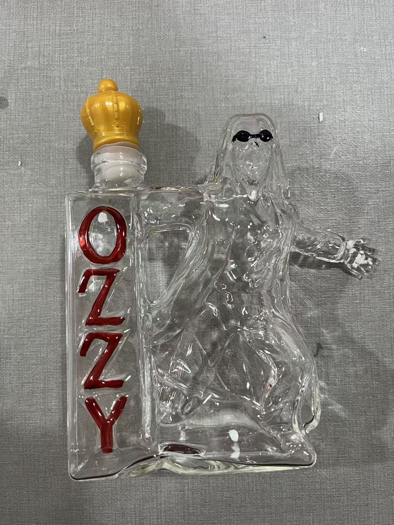 Jauna Ozzy Osbourne viskija pudele Atpakaļ