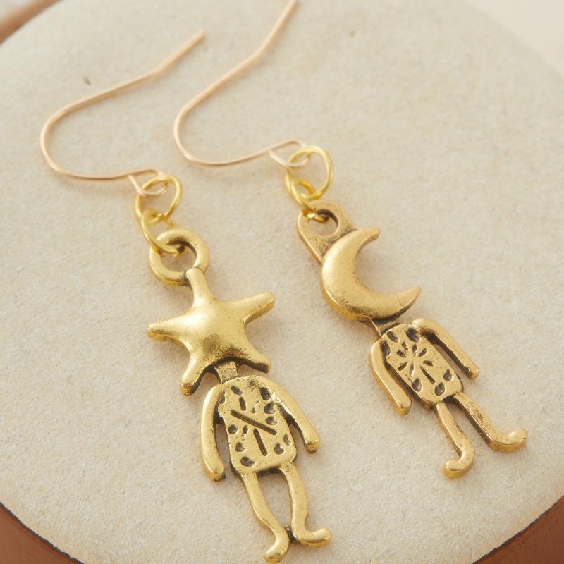 Personalized and Creative Moon and Star Pendant Asymmetrical Earrings, Women s Retro and Trendy Holiday Accessories Gifts