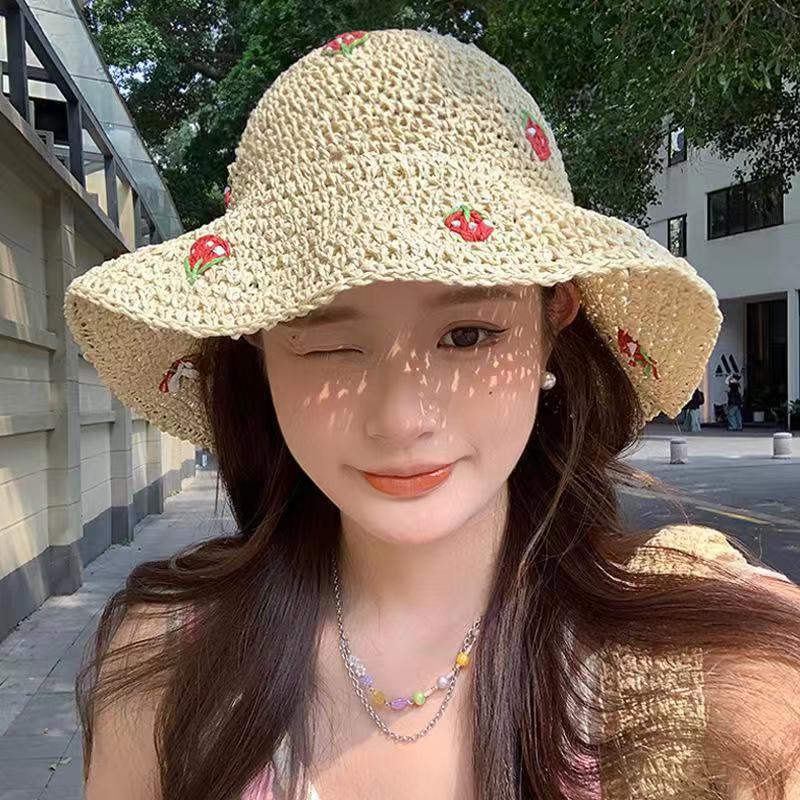 Straw Hat Women's 2025 New Straw Hat Summer UV Protection Sun Shade Holiday Sun Hat