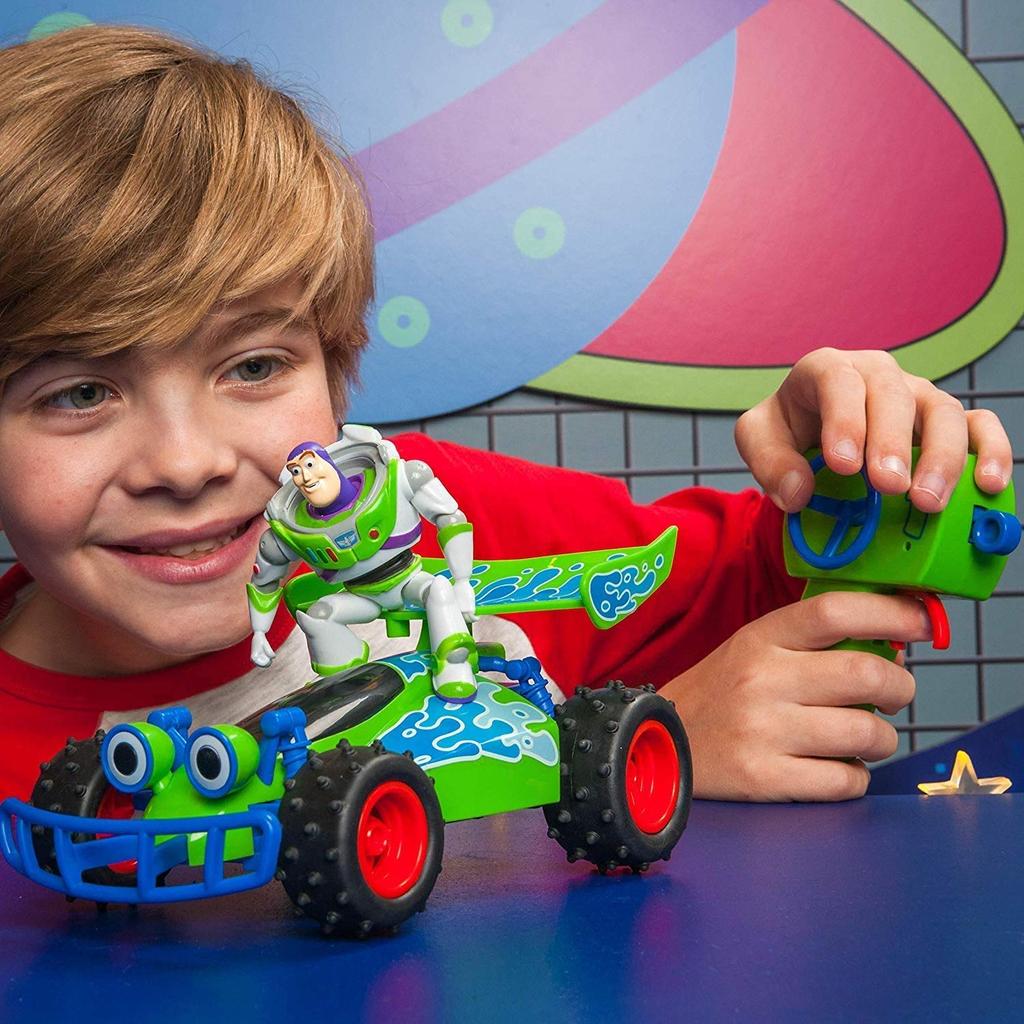 Disney Pixar Toy Story 4 Turbo Buggy Buzz Lightyear RC Disney Pixar Toy Story 4 Turbo Buggy Lightyear Vozidlo s rádiovým ovládáním Nejnovější film Zboží pro panenky