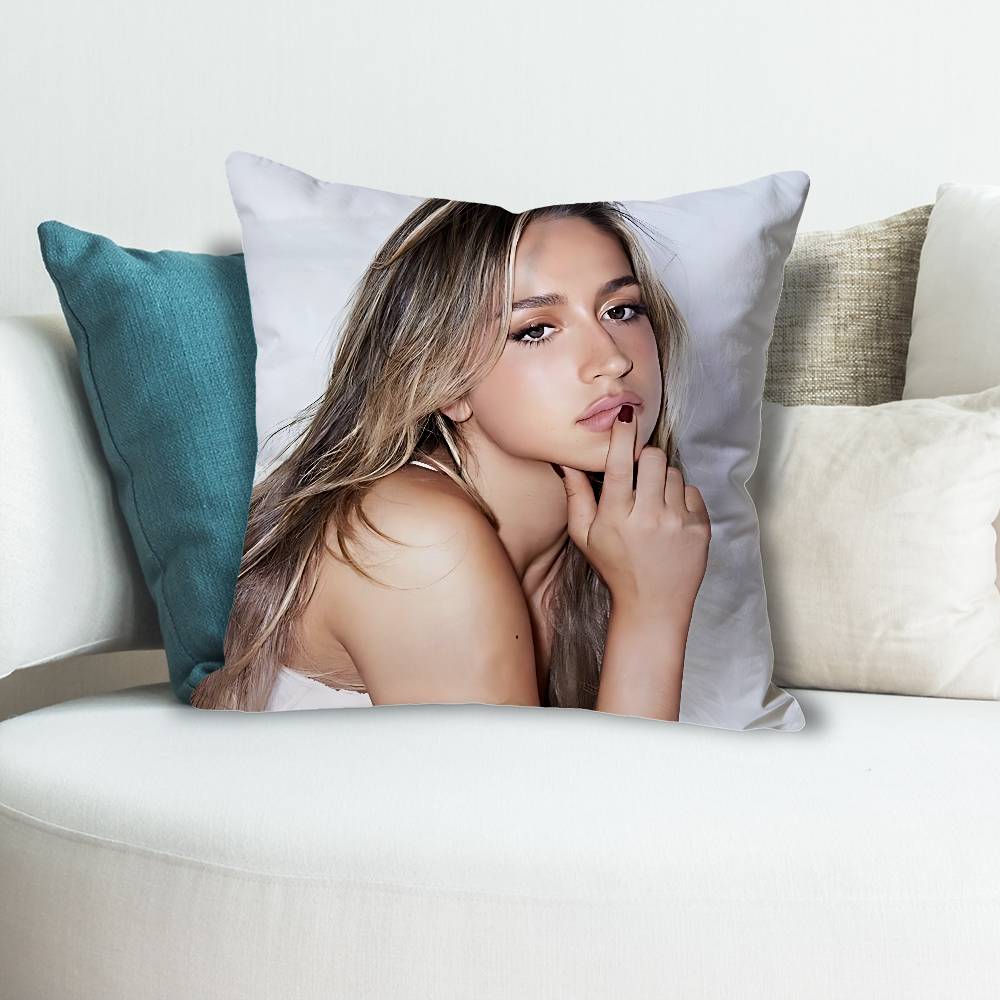

TTate MMcRae Singer Anime Celebrity Merchandise AllMatch Printed Pillow Case Sofa Car Office Room Decoration Protector 30x30 cm