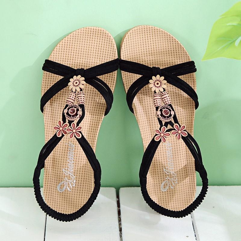 Summer New Women Flat Sandals Bohemia Flat Roman String Beads Sandals with Non Slip Ladies Daily Sandalia for Women