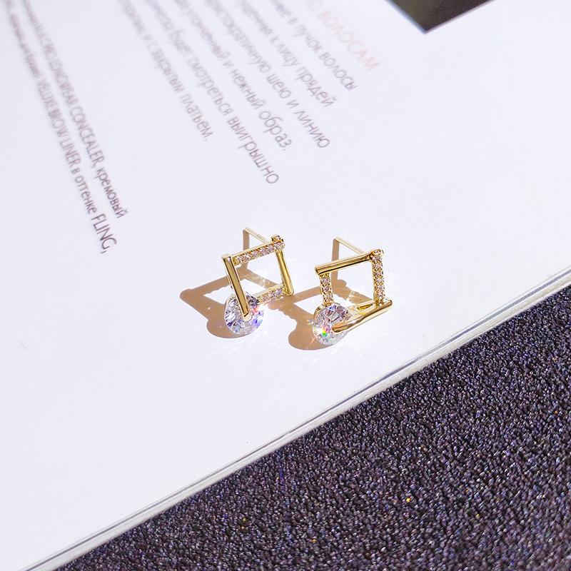 Geometric Diamond Inlaid Diamond Earrings  Earrings for Female Students Without Ear Piercings