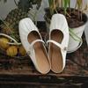 Fashion New Ladies Slip-on Shoes Outdoor Classic Women Causal Flat Shoes Fashion Pleated Simple Women Solid Color Slippers Soft Bottom