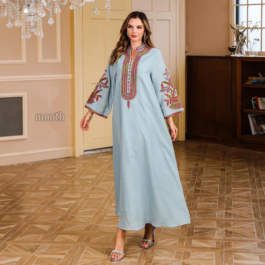 In Stock Middle Eastern Embroidered Long Robe - Women's Dubai Turkish Abaya Evening Dress