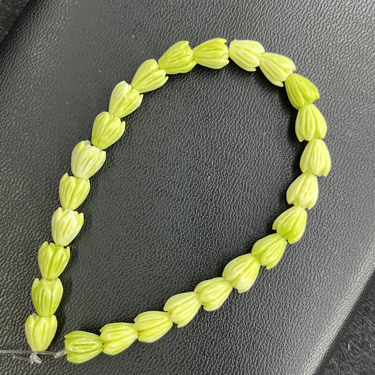 

25Pcs/String, Synthetic Coral Beads, 7×8mm, Boho Handmade Flowers Loose Spacer Beads for Jewelry Making DIY Necklace Bracelet Earring Accessories 19cm 25Pcs/String/7×8mm-19cm