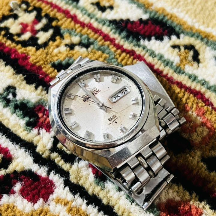 

[USED] SEIKO water resistant stainless steel 23 jewels watch