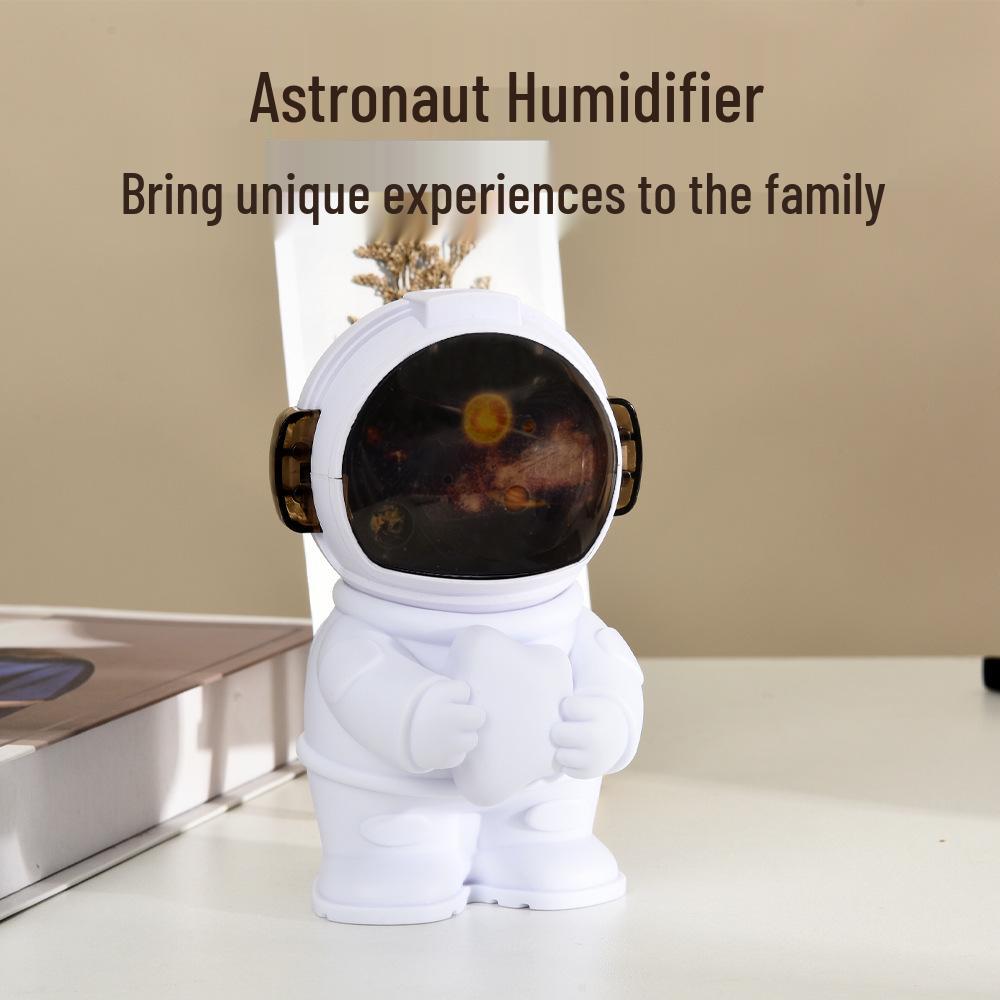 Portable Astronaut Aromatherapy Humidifier: Large Mist Diffuser for Home & Car
