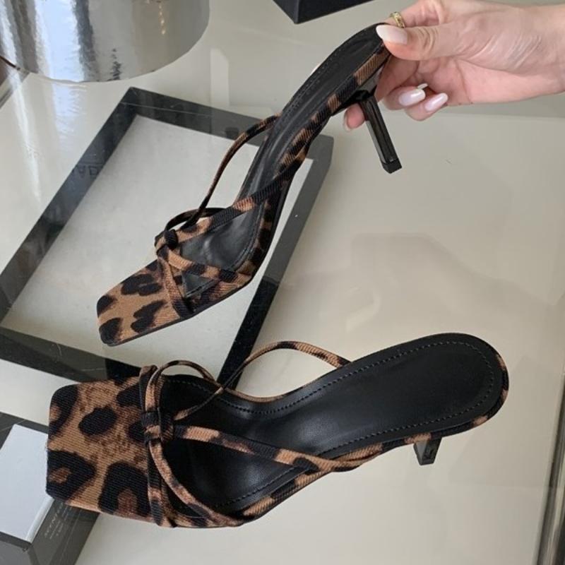 Fashion New Square Toe Thin Heel Sandalias Women Cross Strap Leopard Sandals for Woman Elegant Office Lady Patent Leather Shoes Female