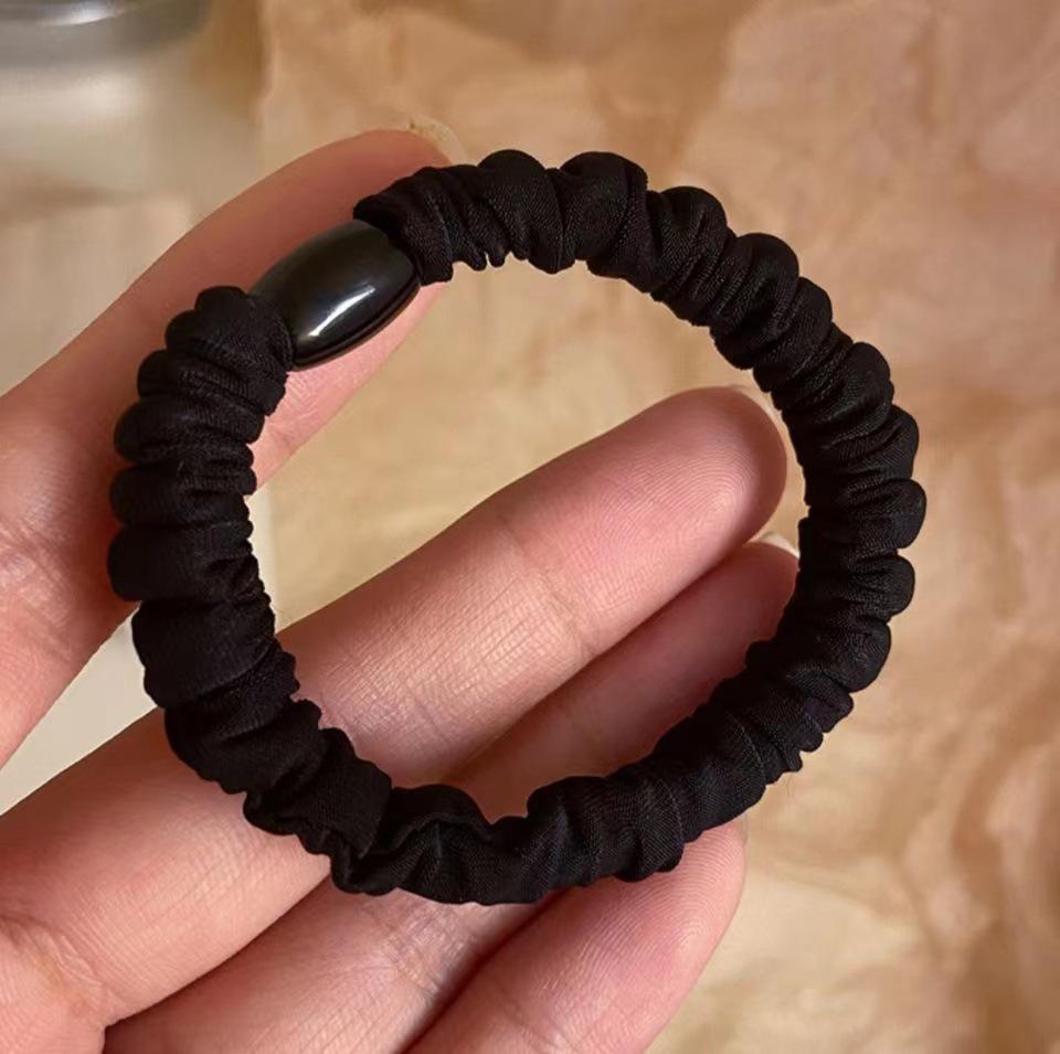 

Durable Black Elastic Hair Tie - Versatile Small Scrunchie for Ponytails