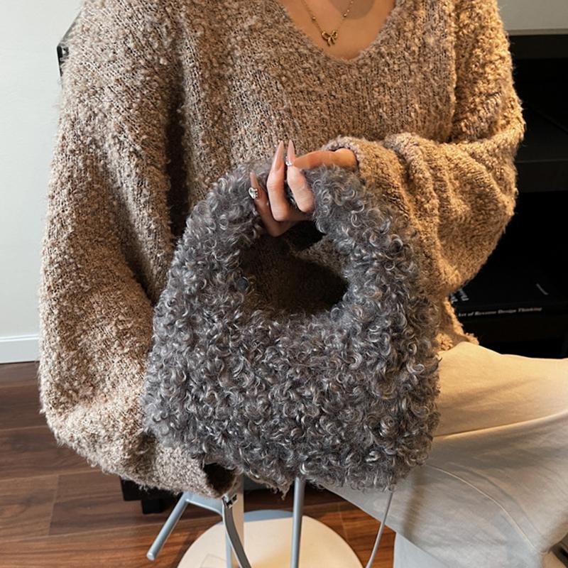 Yogodlns Plush Sweet Shoulder Bags for Women Cute Autumn and Winter New Versatile Fashion Large Capacity Women's Handbags